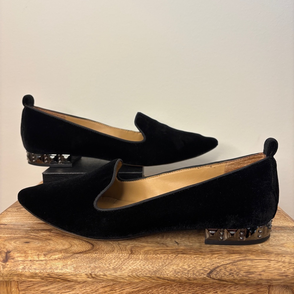 FRANCO SARTO Black Suede Loafers w Chrome Embellished Heel women’s Sz 8M